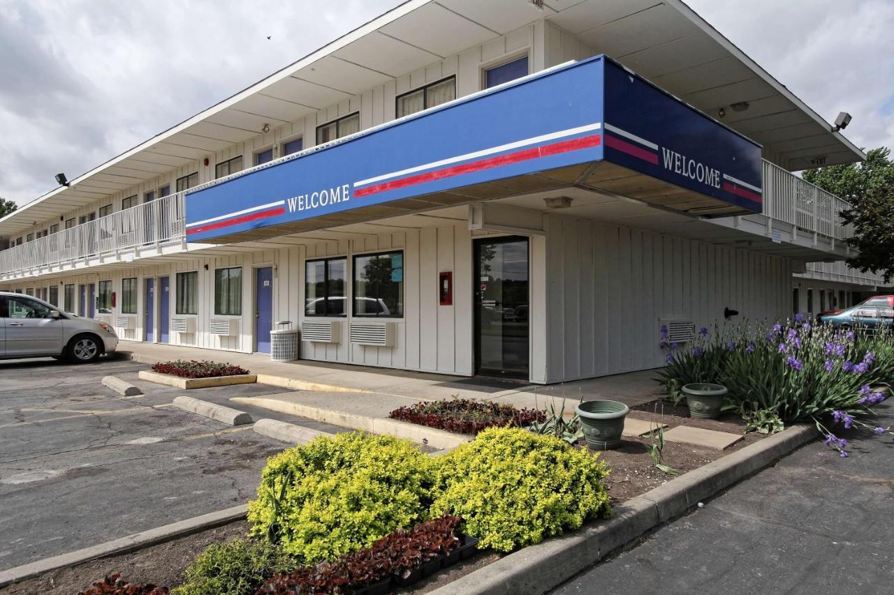 Motel 6-Amherst, Oh - Cleveland West - Lorain Exterior photo